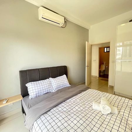 Meridin Medini By Wp Homestay 努沙再也 外观 照片