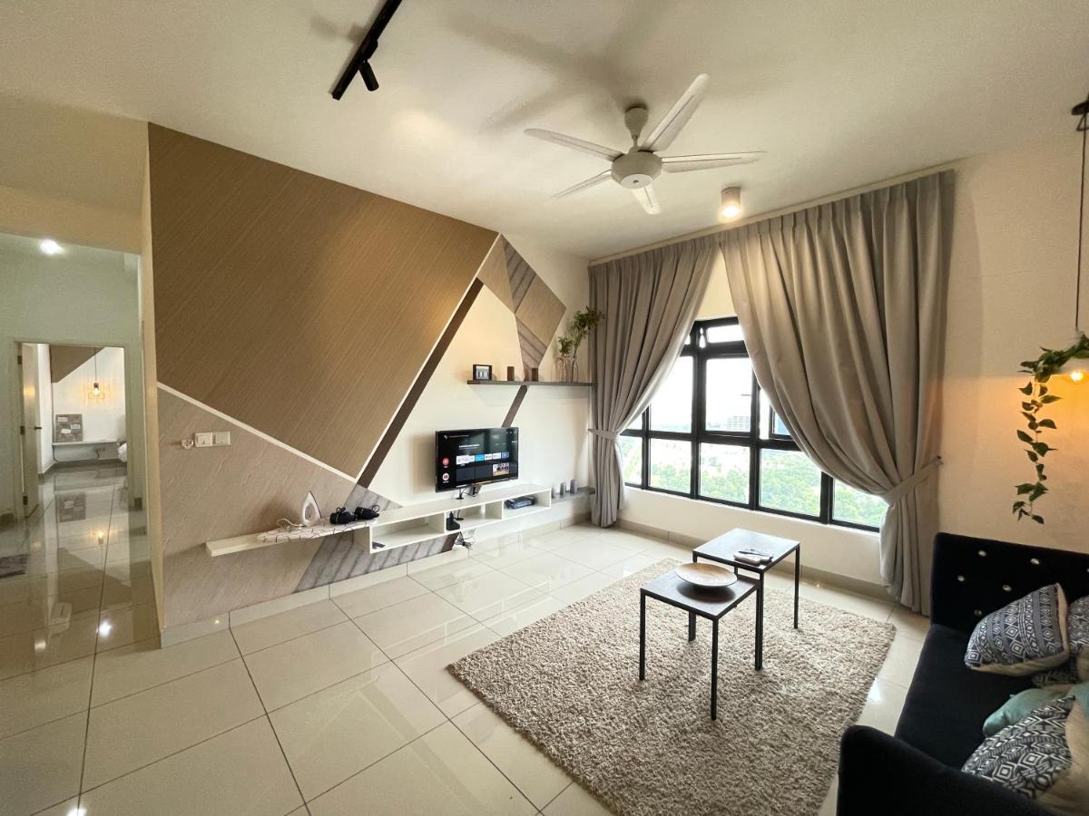 Meridin Medini By Wp Homestay 努沙再也 外观 照片