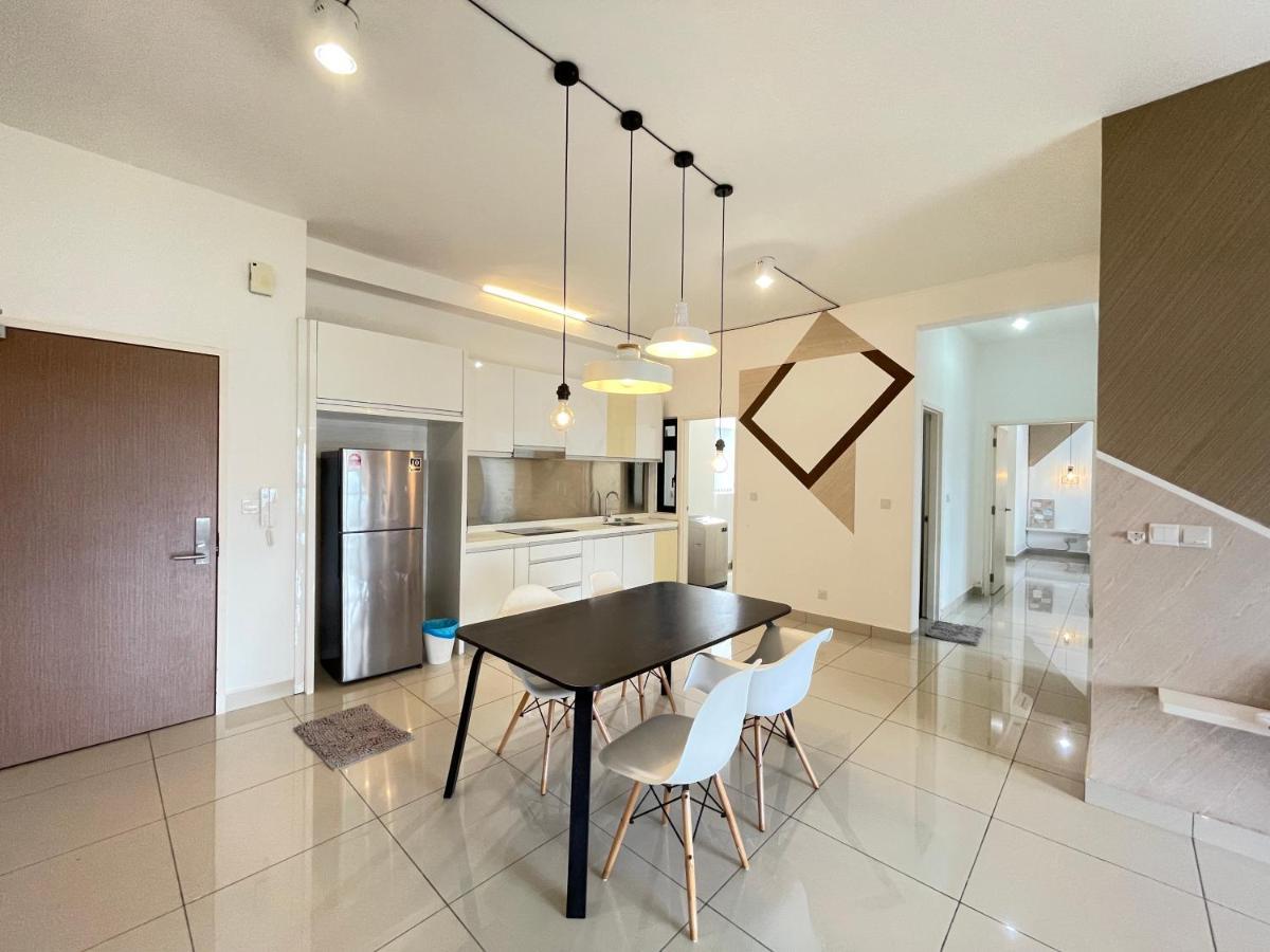 Meridin Medini By Wp Homestay 努沙再也 外观 照片